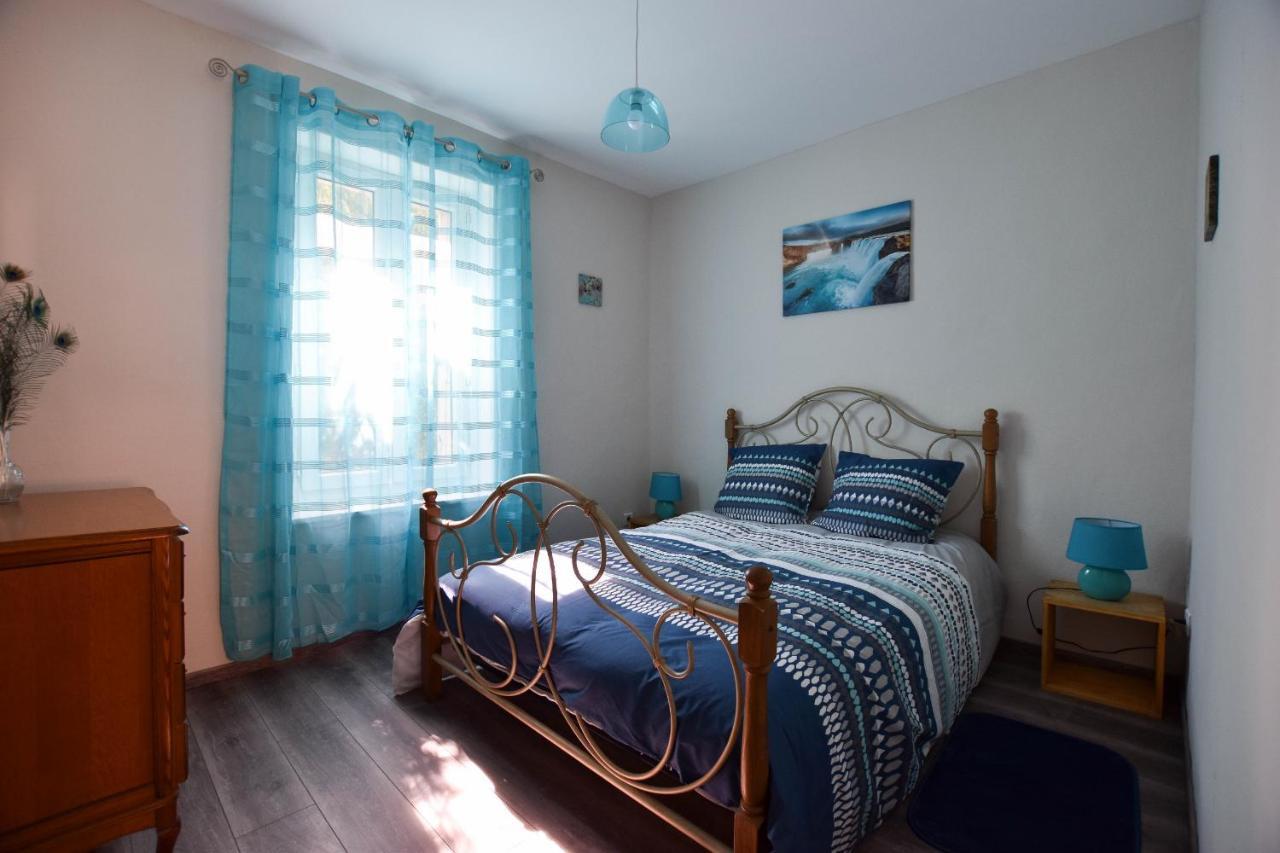 Felibrige - Clim - Cour Villa อาร์ลส์ ภายนอก รูปภาพ
